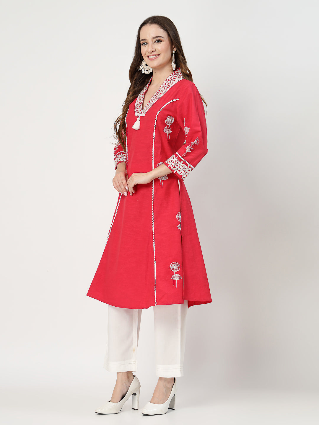 Pink Embroidered Kurta Set with Delicate Lace Detailing - Cosmic Trio
