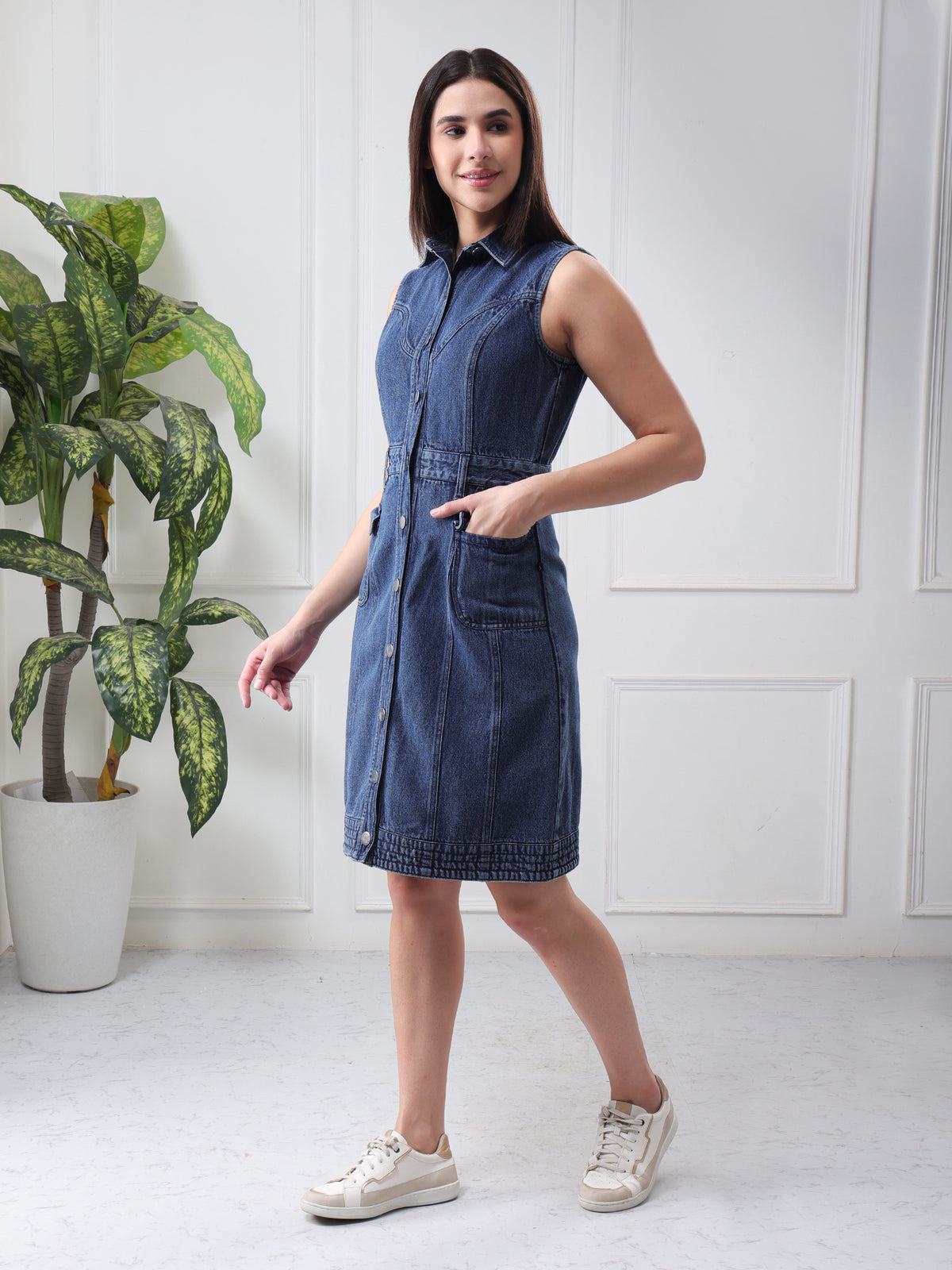 Women Blue Denim Sleeveless Shirt Dress with Button Closure