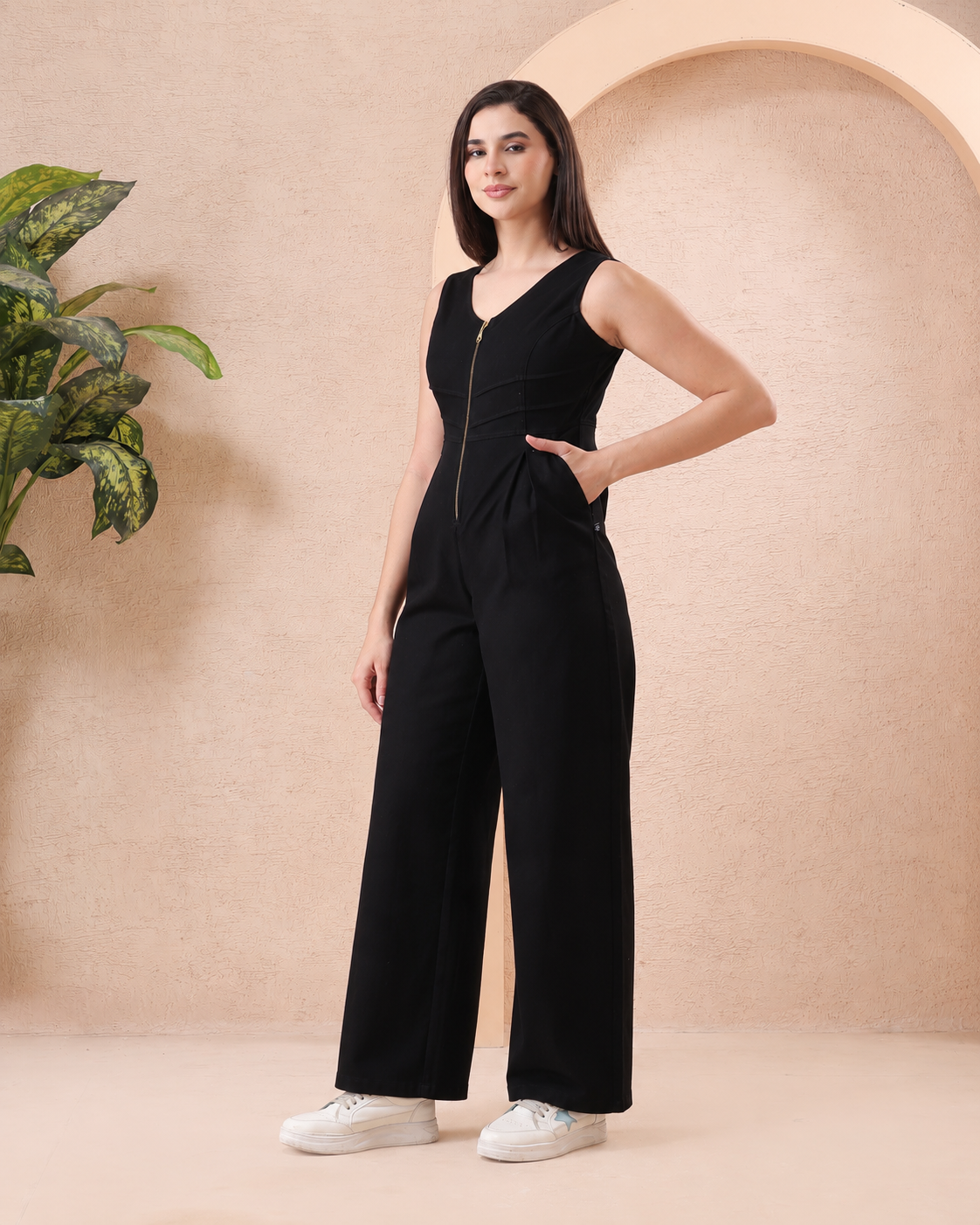 Women’s Black Sleeveless V-Neck Wide Leg Jumpsuit