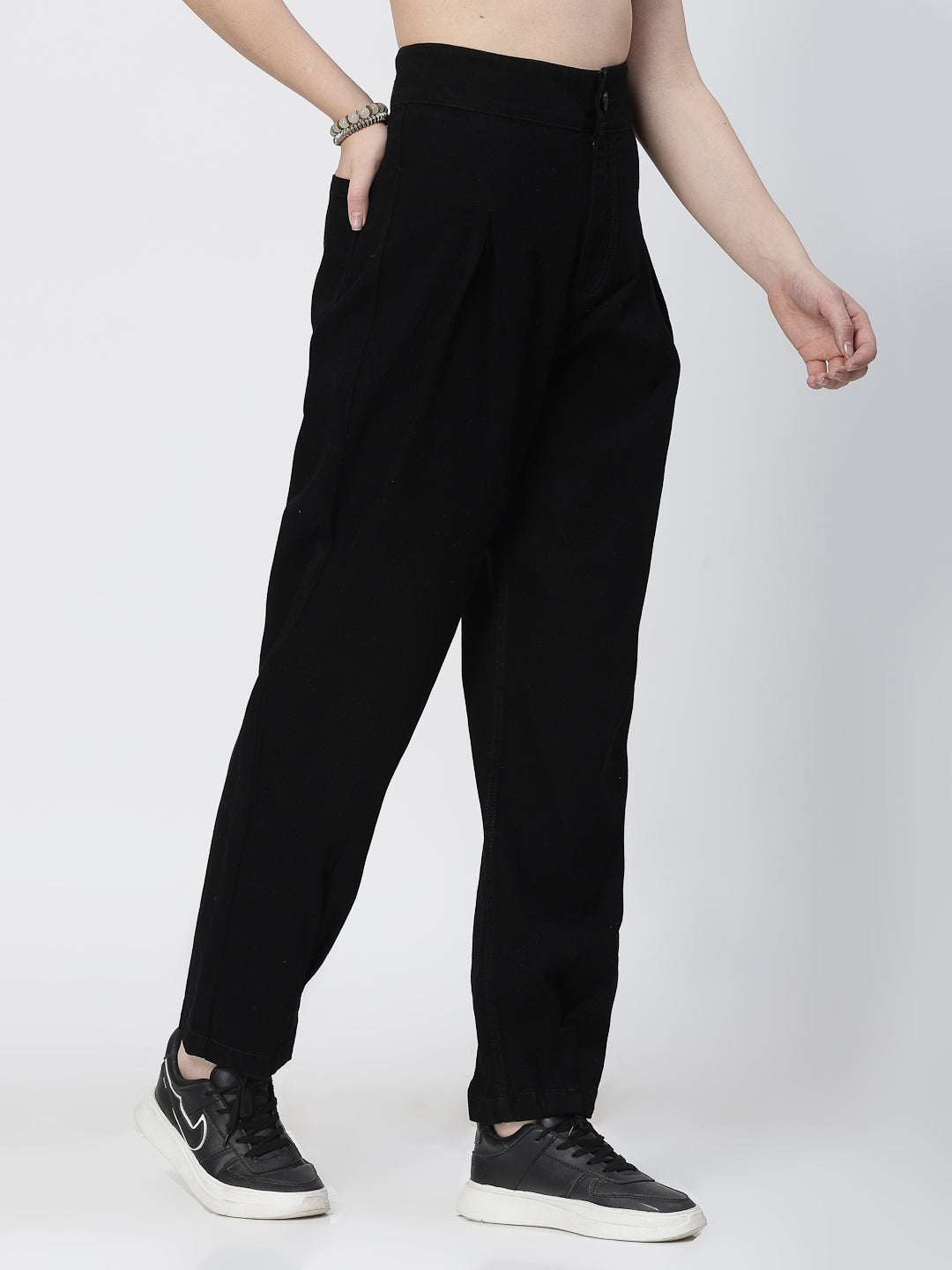 Mom Fit Black Cotton Denim Jeans For Women - Cosmic Trio