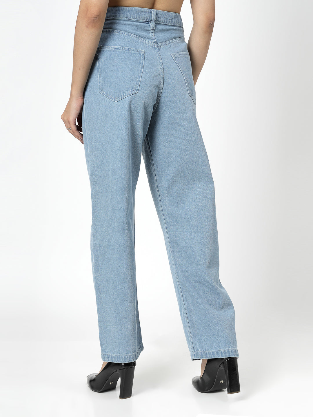 Straight Fit Light Indigo Cotton Denim Plain Jeans For Women - Cosmic Trio