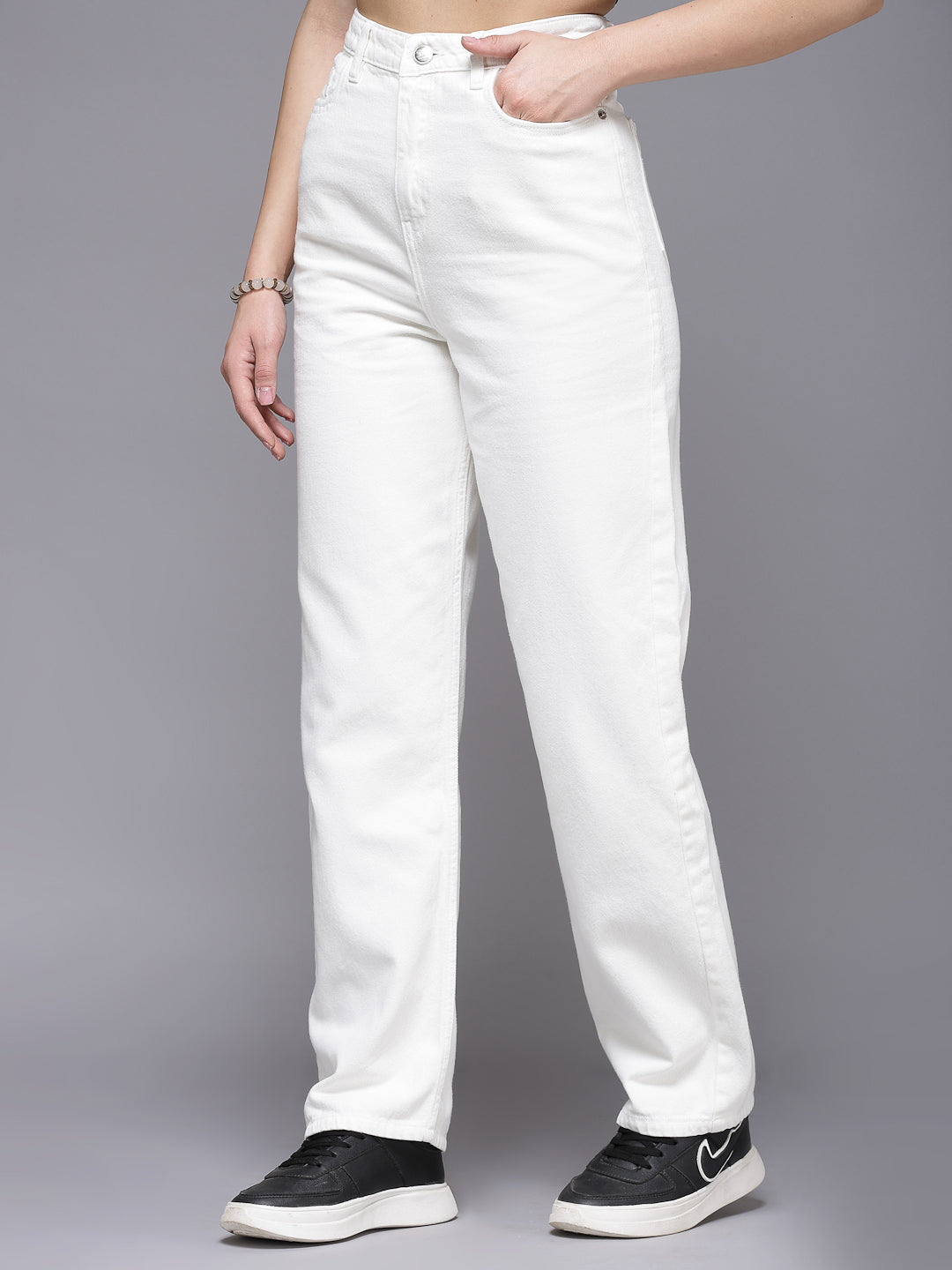 Straight Fit White Cotton Denim Jeans For Women - Cosmic Trio