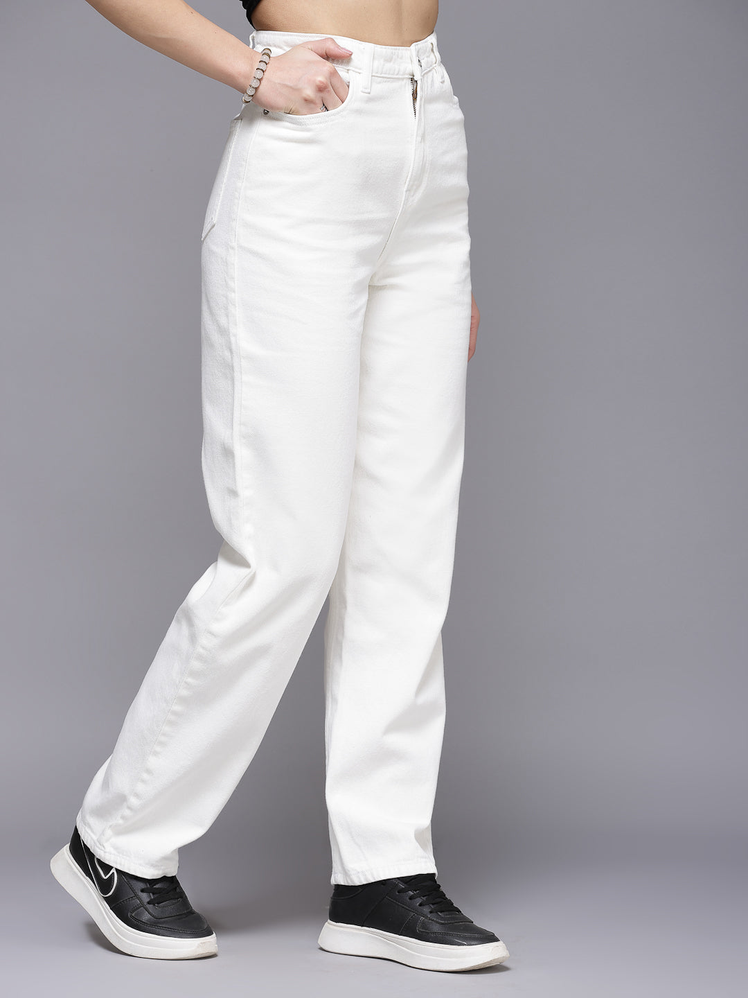 Straight Fit White Cotton Denim Jeans For Women - Cosmic Trio