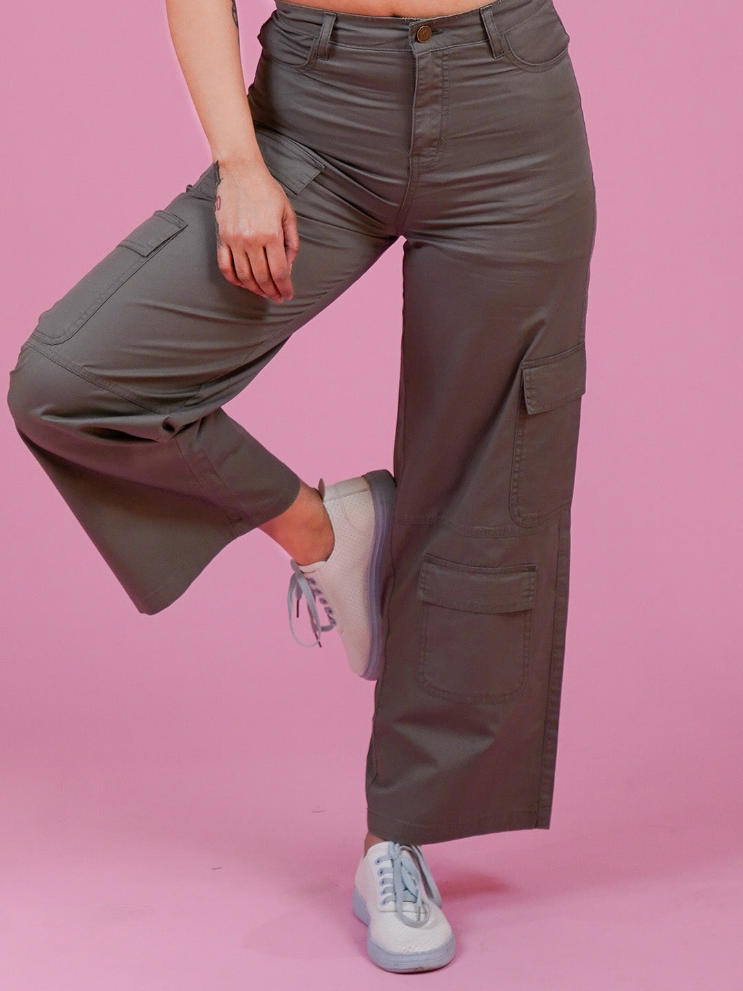 Olive Cotton Loose Fit Cargo Jeans – 8 Pocket Party Style