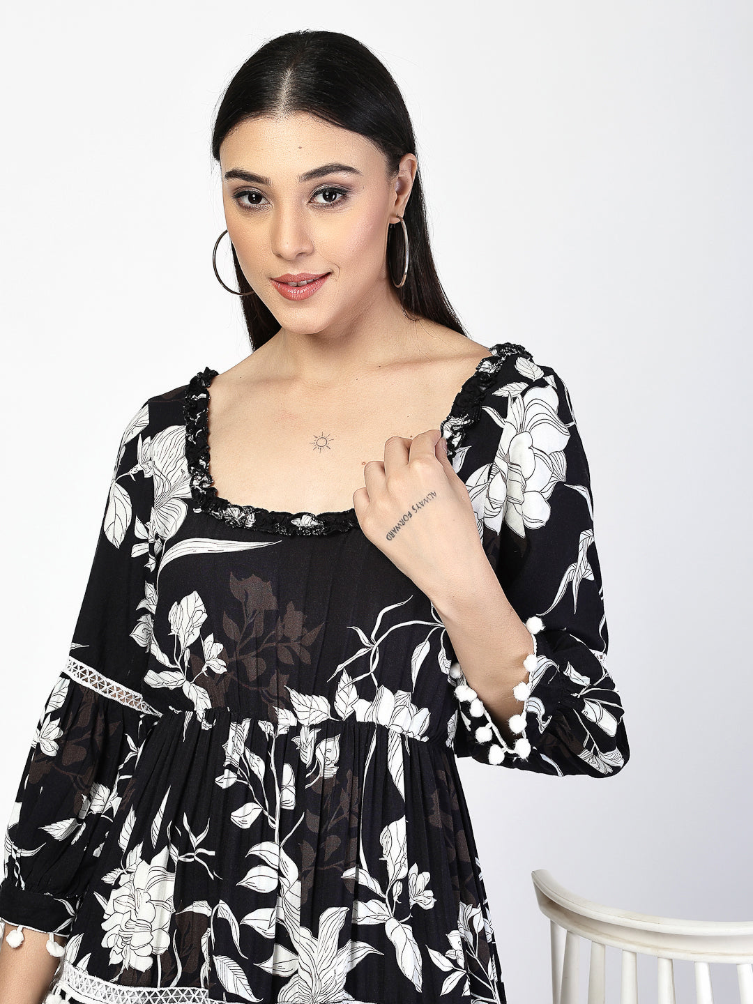 Printed Tiered midi Dress - Cosmic Trio