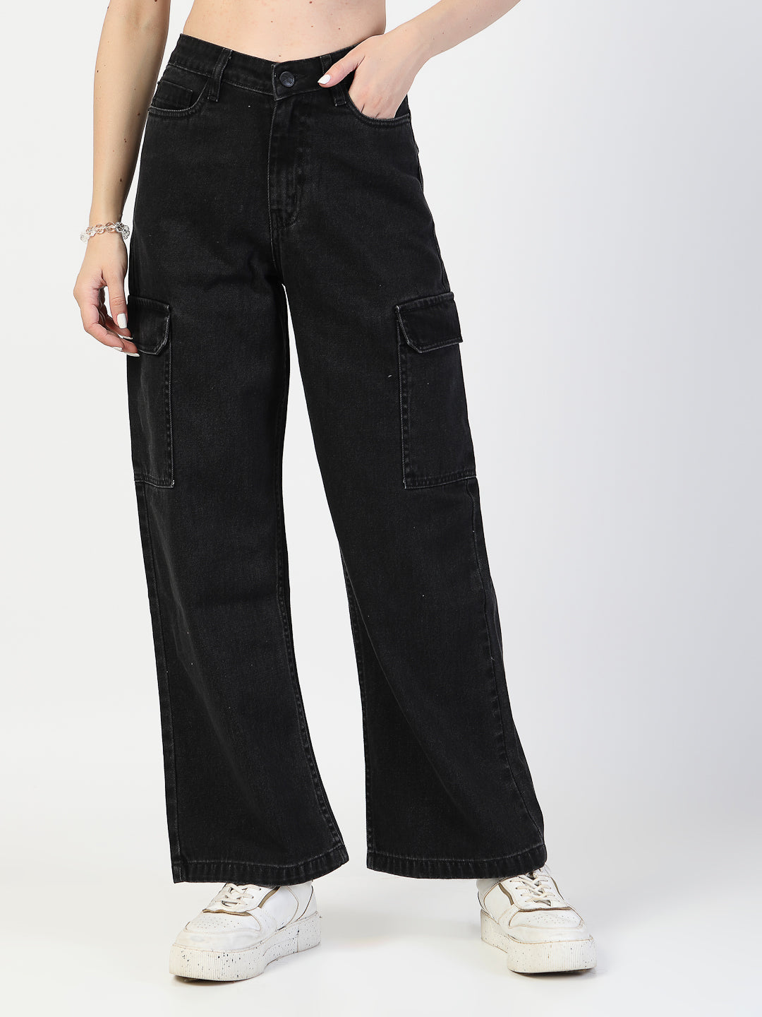 Stylish Wide-Leg Denim Black Jeans with Cargo Pockets - Cosmic Trio
