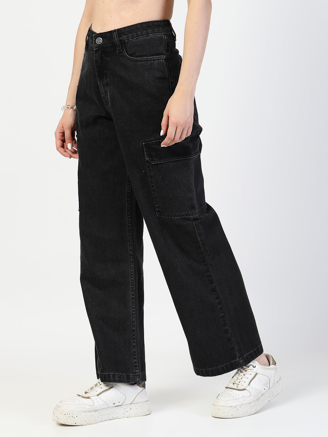 Stylish Wide-Leg Denim Black Jeans with Cargo Pockets - Cosmic Trio