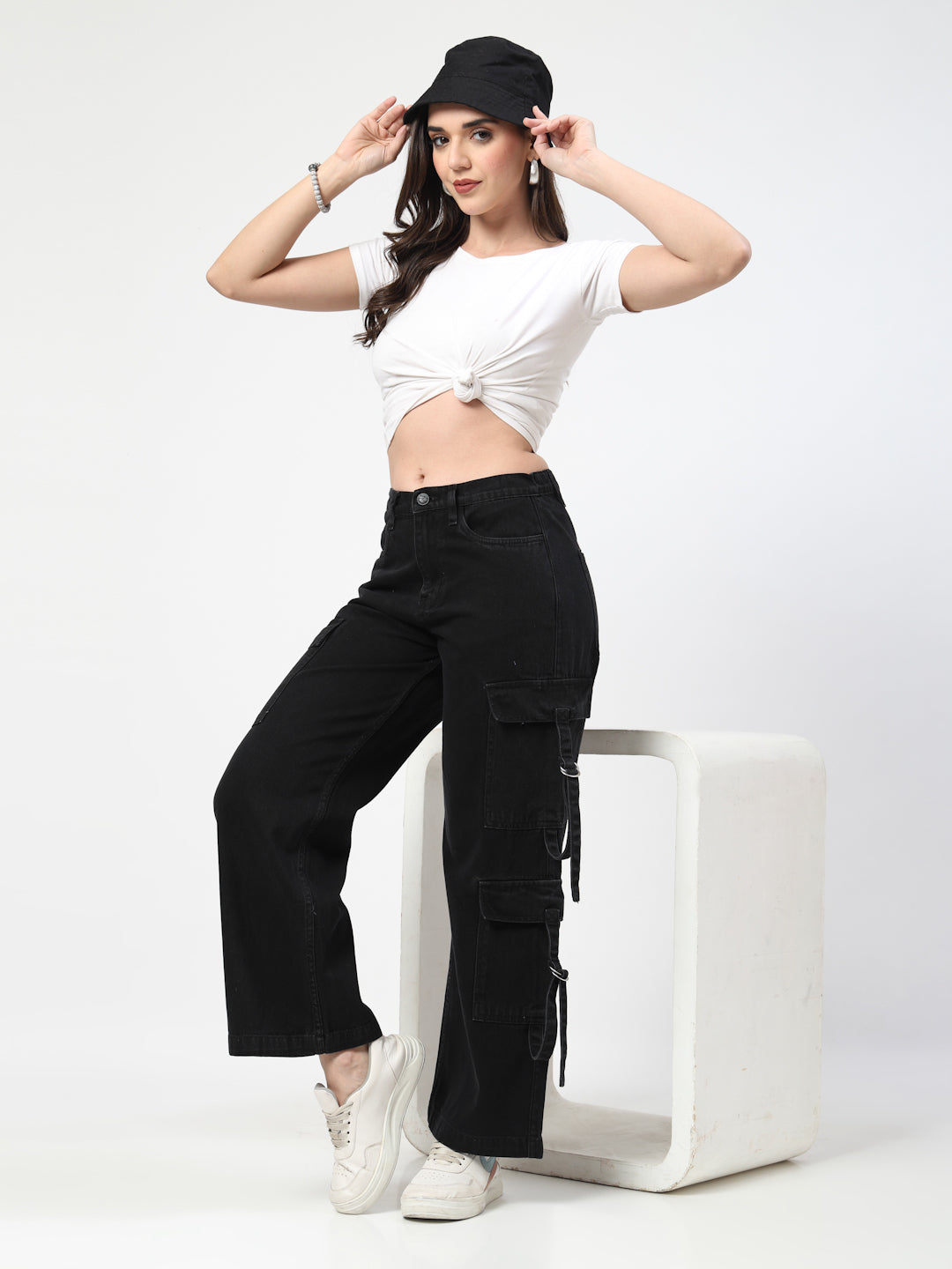 Black Relaxed Straight Loose Fit Cargos Jeans