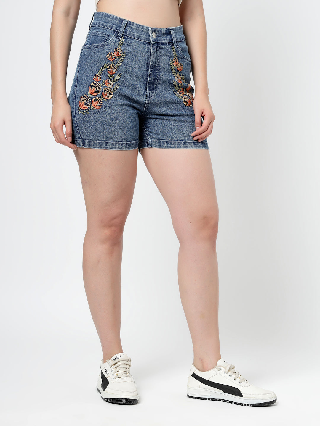 Embroidered Cotton-Blend Short with 5 Pockets