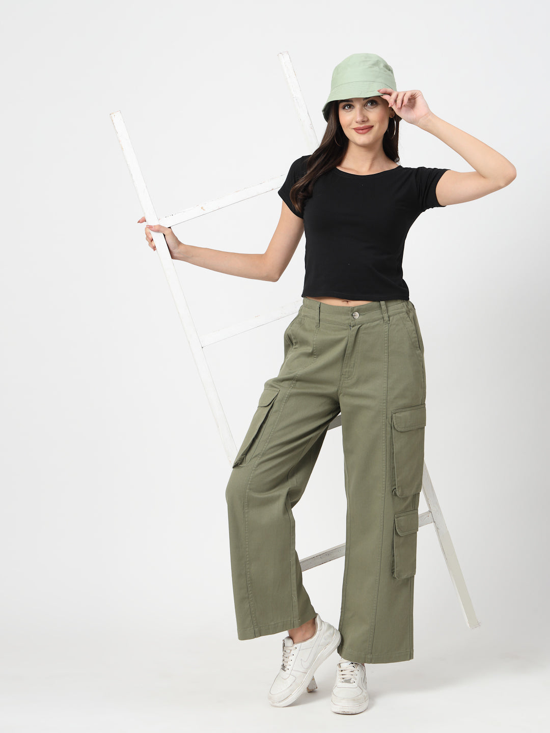 Mid-Rise Relaxed Loose Fit Cargos