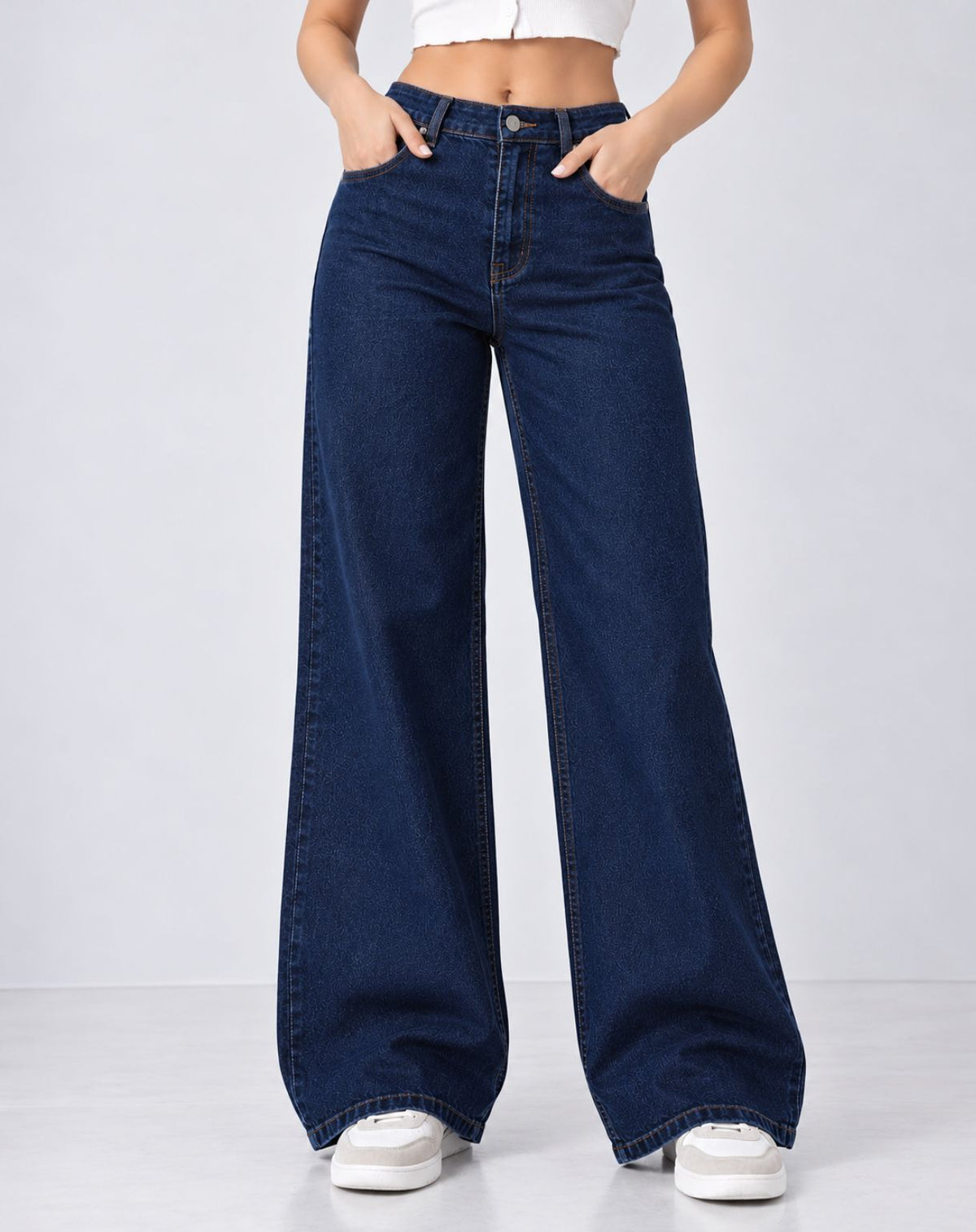 Women’s Blue Mid-Rise Straight Fit Jeans with Floral Embroidered Pockets