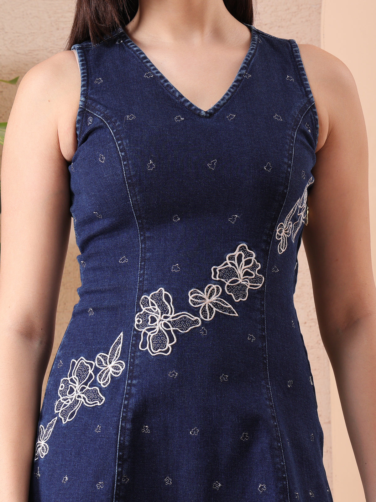 Women’s Blue Denim V-Neck Floral Embroidered Mini Dress