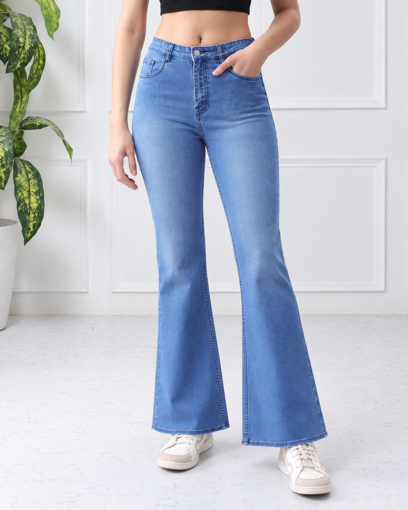 Women’s Light Blue Mid-Rise Flared Jeans