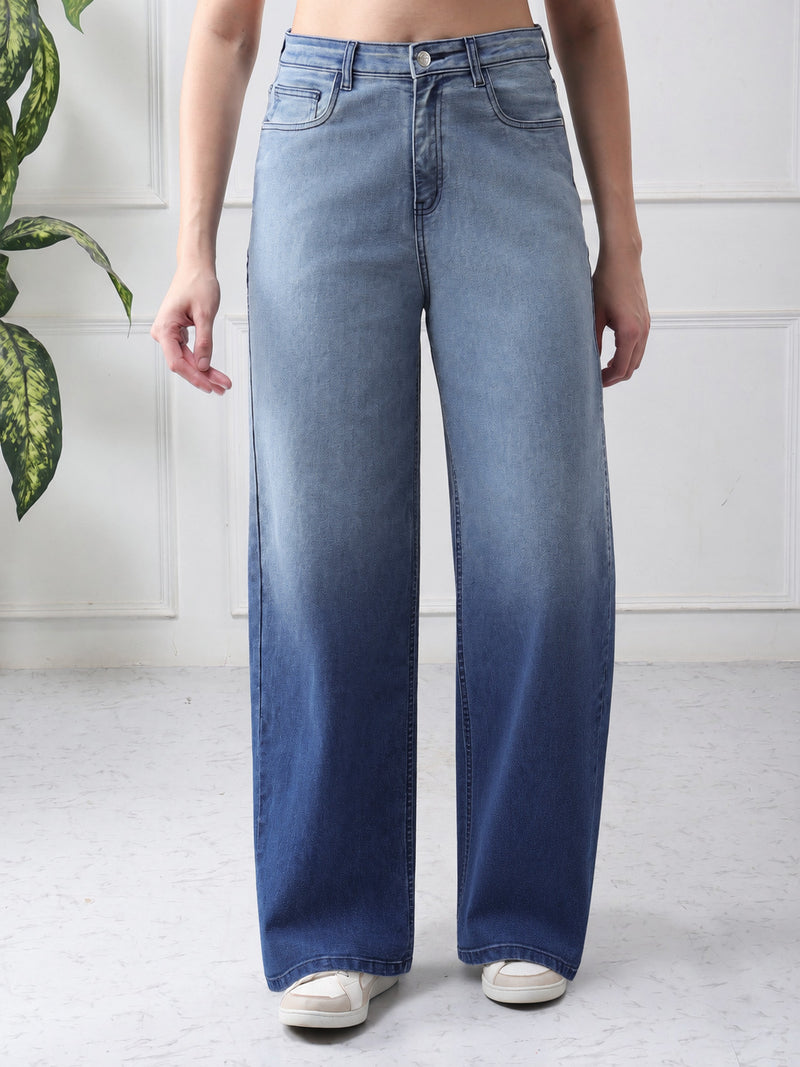 Women’s Light Blue Mid-Rise Straight Fit Jeans