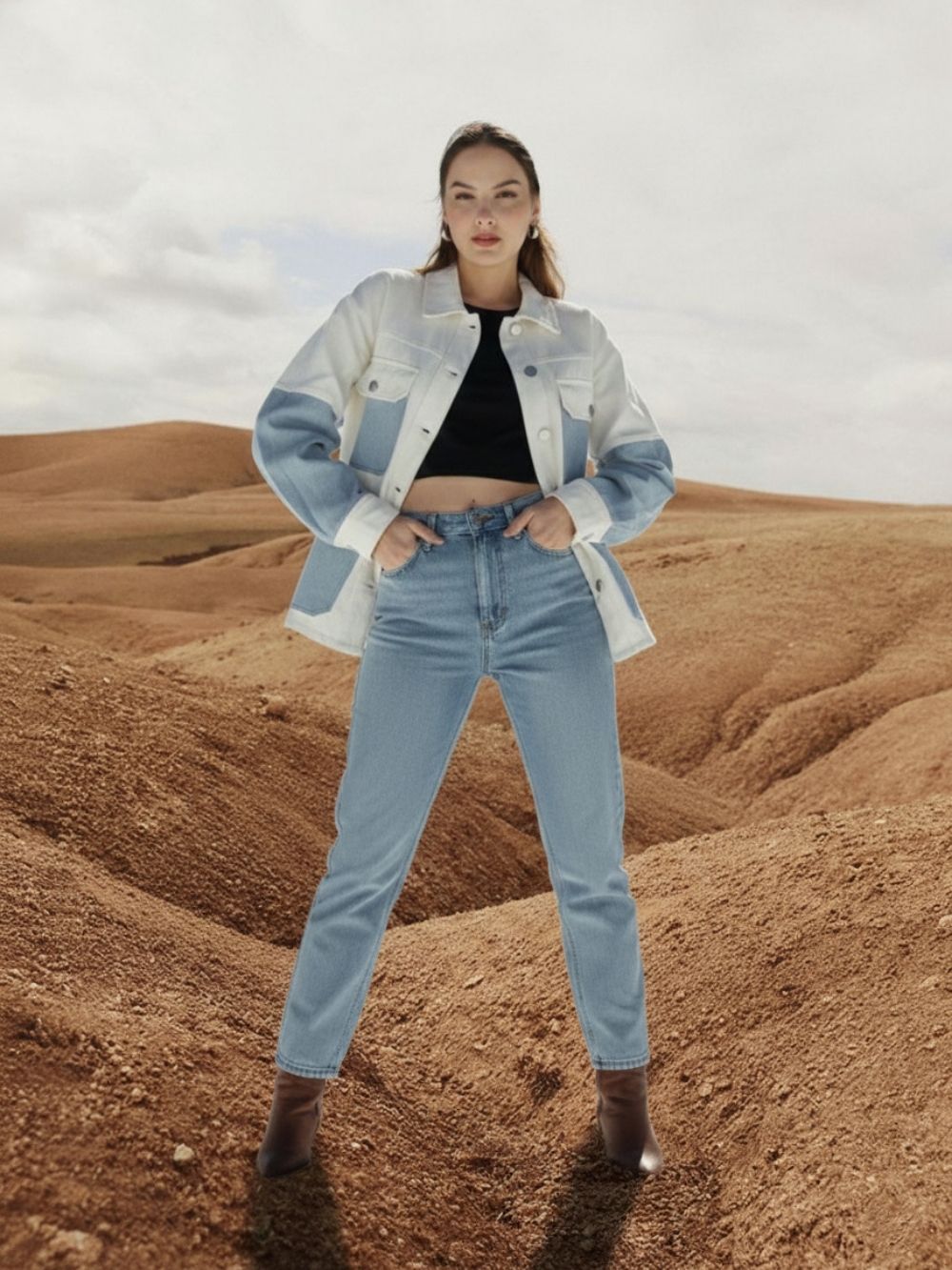 White Denim Utility Pocket Jacket – Smart Casual Essential